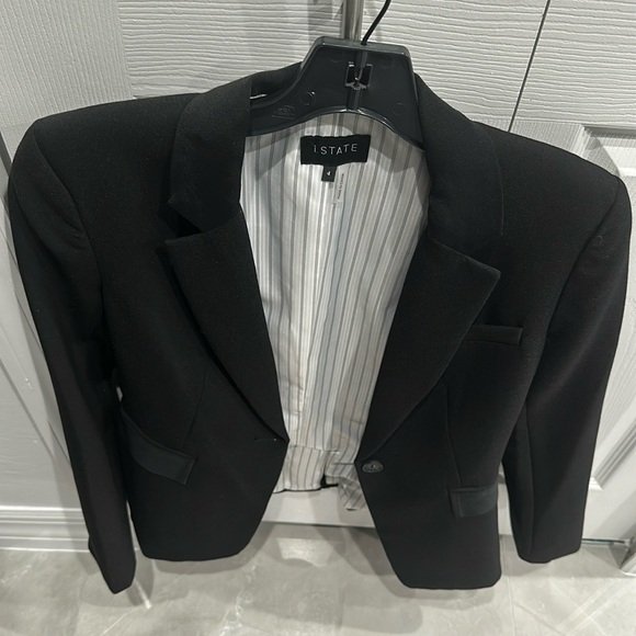 1 state - Picture 1 of 10